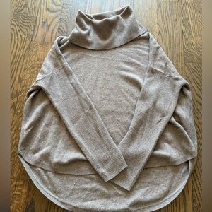 Saks Fifth Ave Cashmere Sweater XS Brown